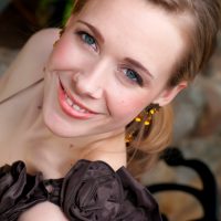 An Evening of Love Songs with Soprano Suzanne Nance