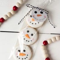 Mini Retreat: DIY Royal Icing Christmas Cookies
